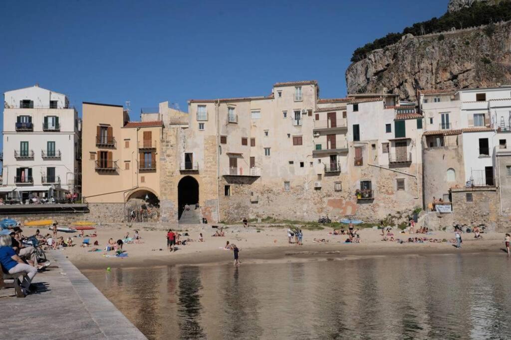Appartamento Nobiliare Design A 2 Passi Dal Mare Cefalu Luaran gambar